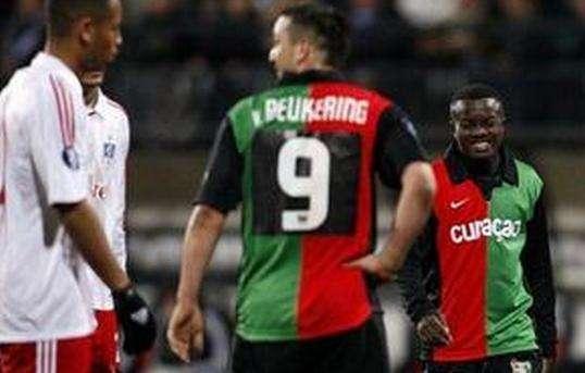 复古？多特球迷提议将球队队徽换回上世纪曾使用过的经典风格