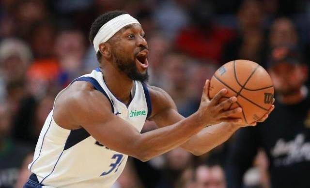 NBA官方：贝恩将球砸向对手，违反体育道德&罚款35000美元