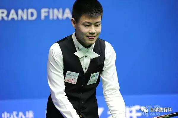 荷兰队官方：韦格霍斯特身体状态不佳退出集训，不会出战波兰