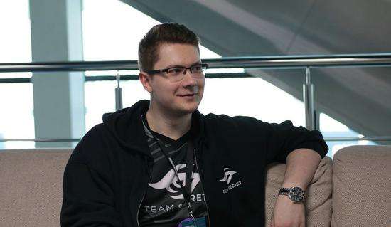 他这赛季真是踢明白了