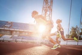 场均15.7分9.2篮板，2016年